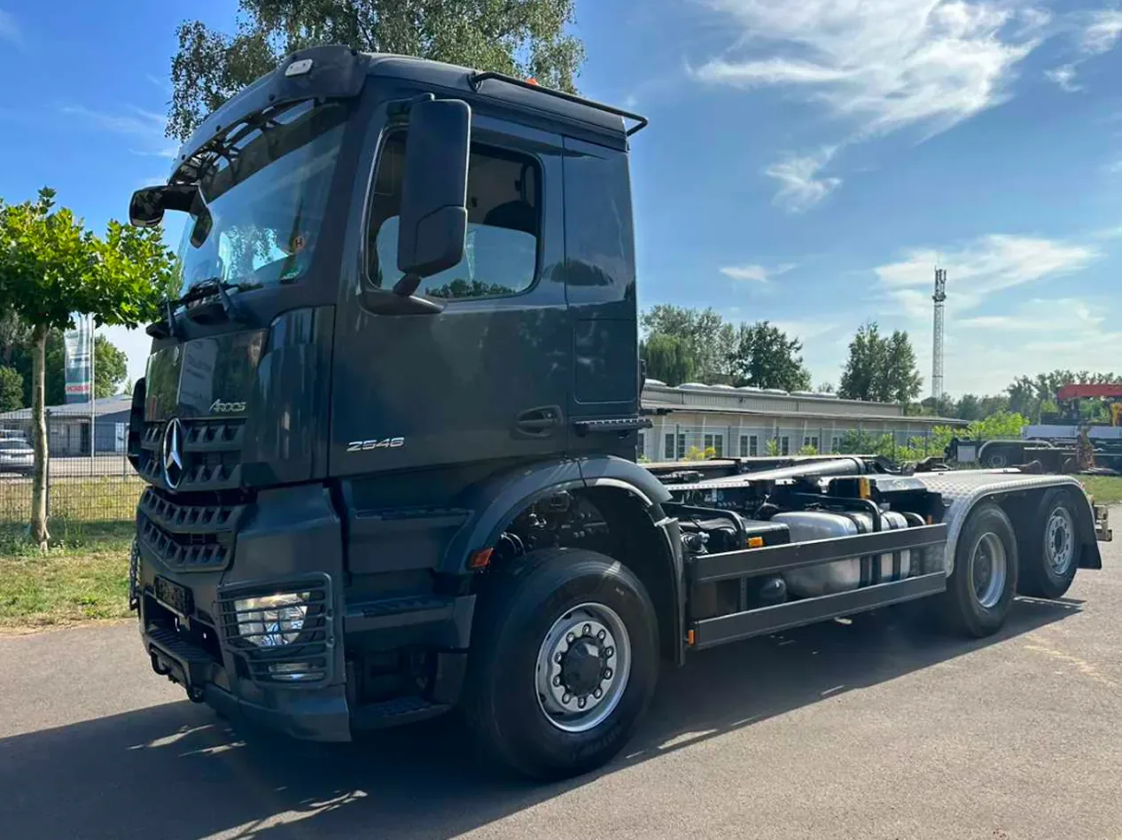 Mercedes-Benz Arocs 2548 Abrollkipper